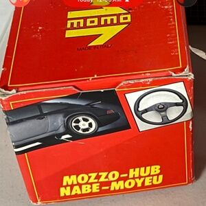 MOMO Steering Wheel Hub Adapter – Made in Italy – New in Box
